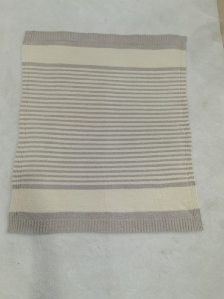 heavy stripped polyester jacquard throw